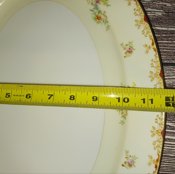 Vintage MEITO CHINA Oval Serving Platter, Hand Painted, 16"x11.5", Gold Trim - Picture 9 of 9